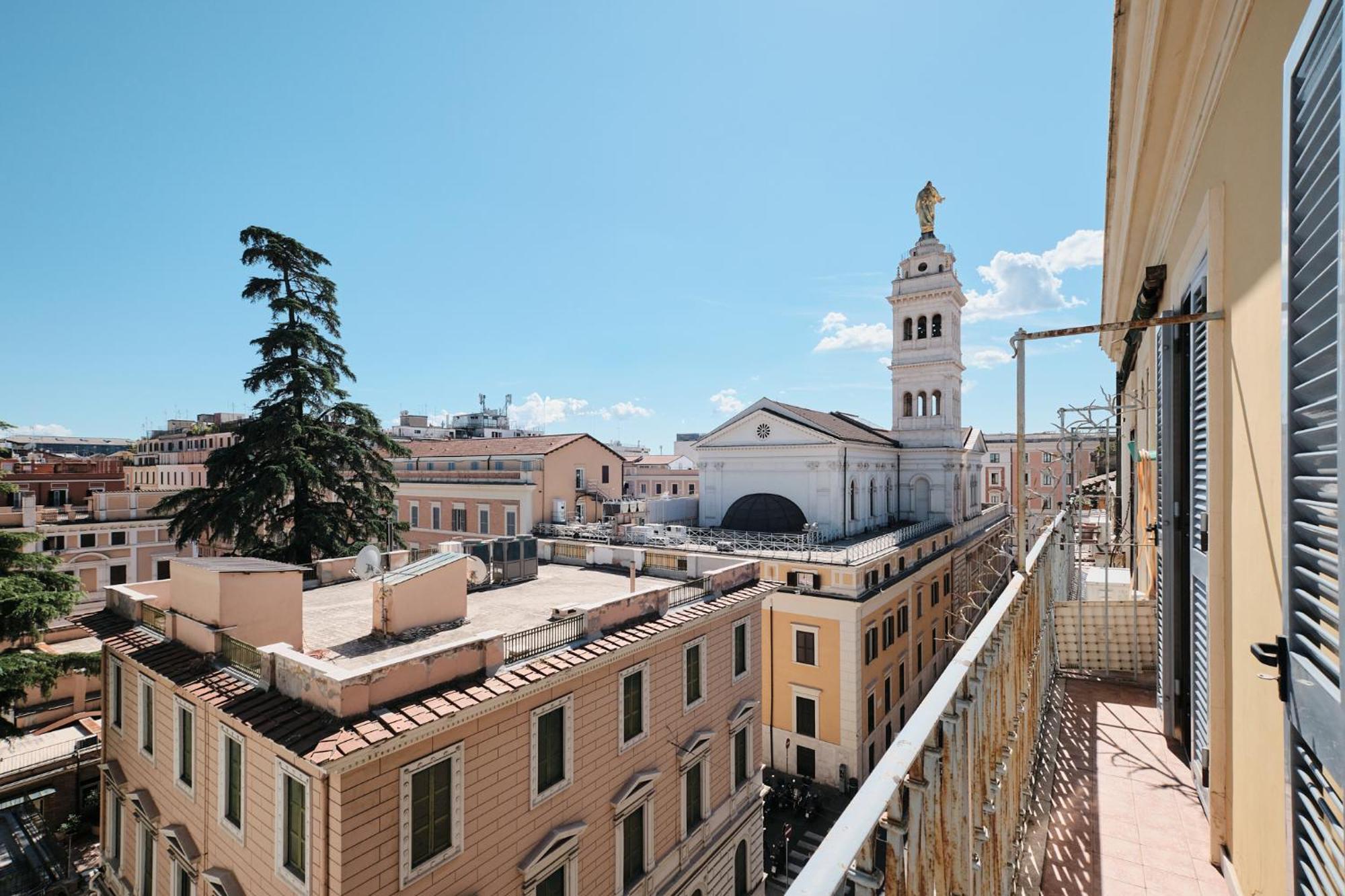 Penthouse With A View Of - 2 Bedrooms And 2 Bathrooms Appartement *